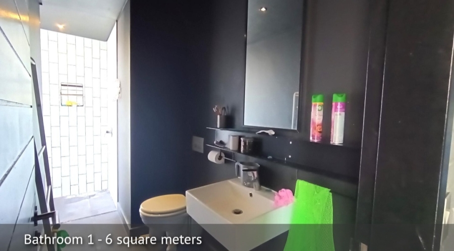 2 Bedroom Property for Sale in Woodstock Western Cape